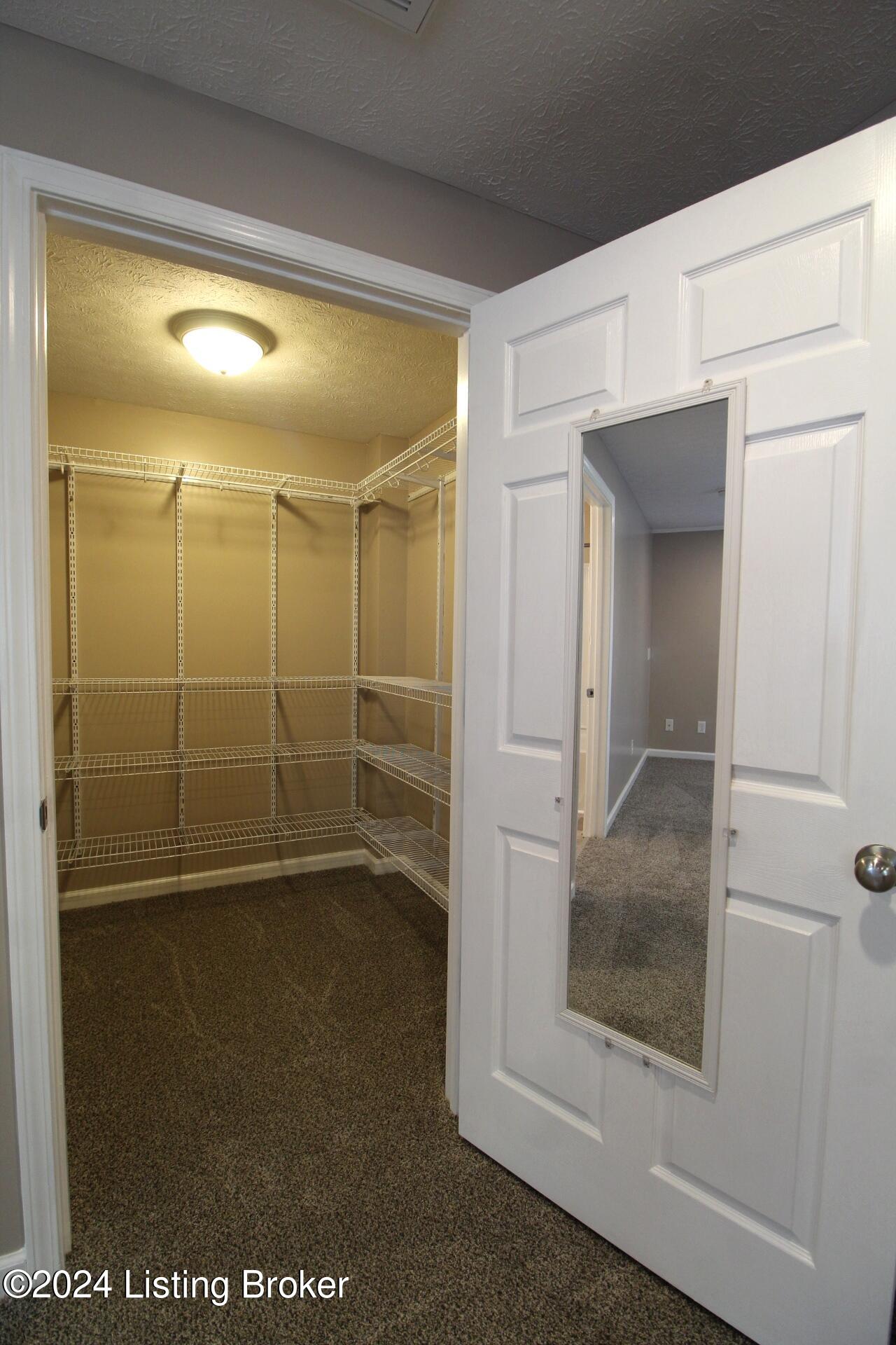 6511 Delton Road Louisville, KY 40258 - Photo 41 of 73 IMG_5840