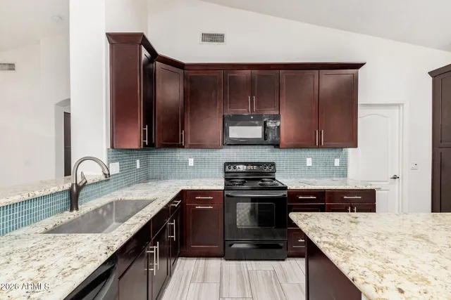 $525,000 | 1136 East San Tan Drive, Gilbert, AZ 85296