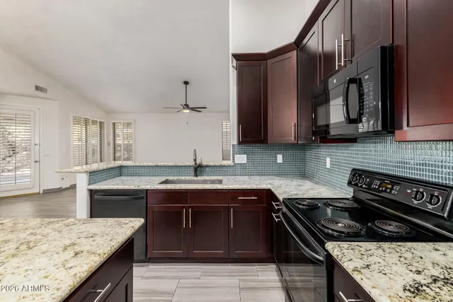 $525,000 | 1136 East San Tan Drive, Gilbert, AZ 85296