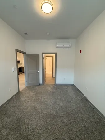 $2,400 | 626 Main Street, Unit 212, Dennis Port, MA 02639