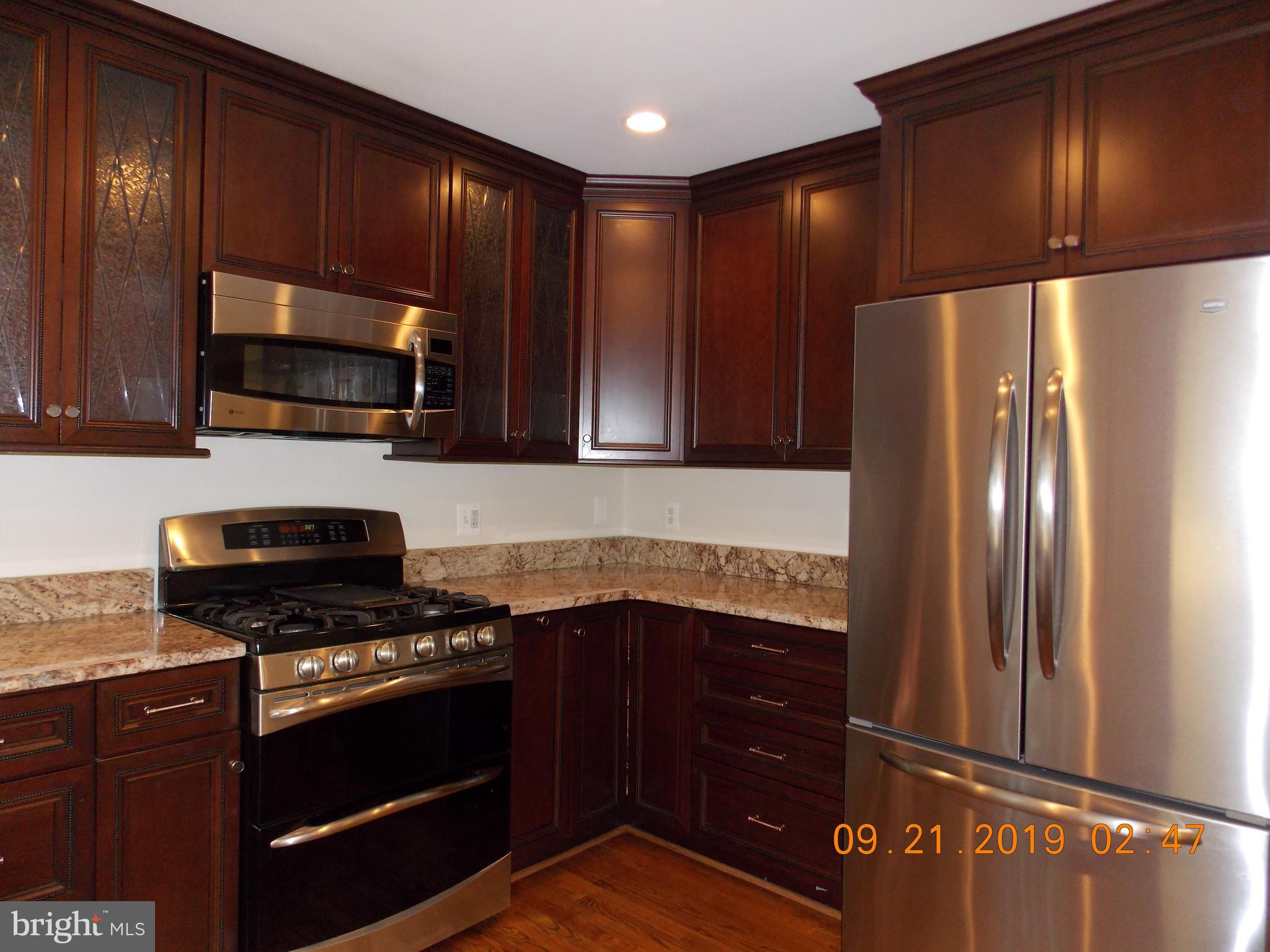 5234 Inverchapel Road Springfield, VA 22151 - Photo 8 of 58 Granite countertops, SS appliances, cherry cabinet