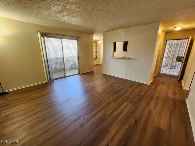 $1,000 | 2773 Sidewinder Lane, Unit B, Las Vegas, NV 89121