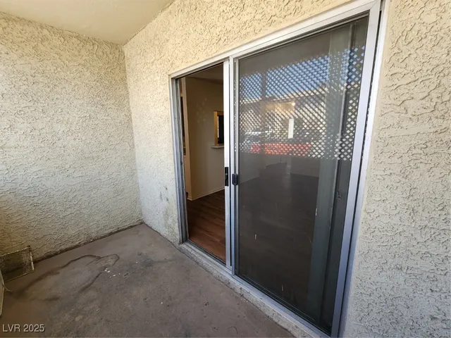 $1,000 | 2773 Sidewinder Lane, Unit B, Las Vegas, NV 89121