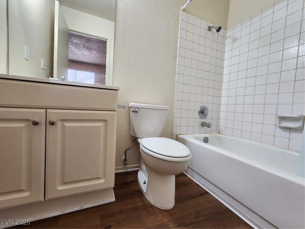 2773 Sidewinder Lane, Unit B Las Vegas, NV 89121 - Photo 21 of 33