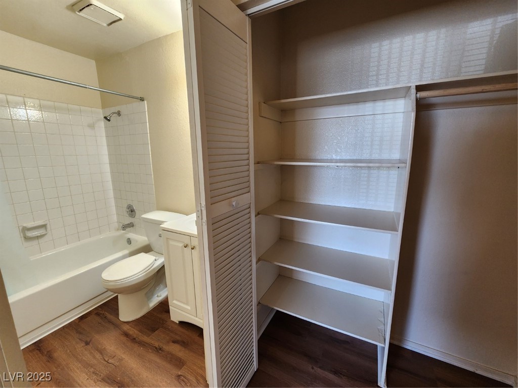 2773 Sidewinder Lane, Unit B Las Vegas, NV 89121 - Photo 25 of 33