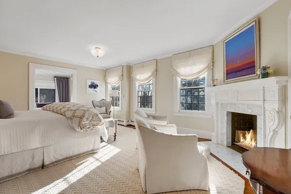 $2,100,000 | 440 Prospect Street, East Longmeadow, MA 01028