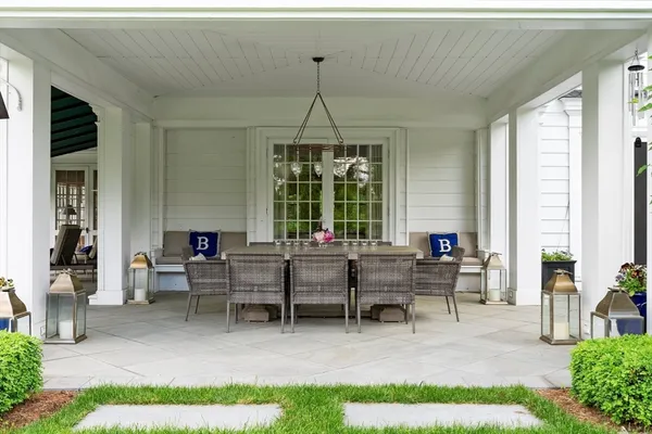 $2,100,000 | 440 Prospect Street, East Longmeadow, MA 01028