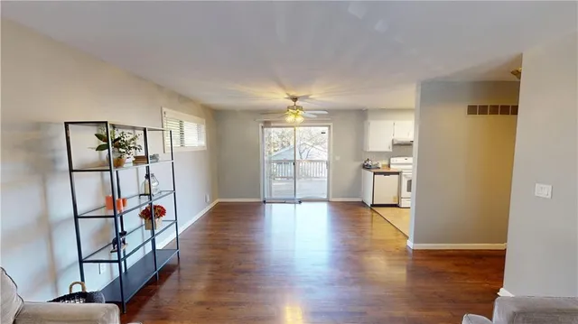 $319,900 | 4542 West 50th Street, Roeland Park, KS 66205