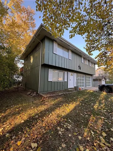 $335,000 | 4542 West 50th Street, Roeland Park, KS 66205