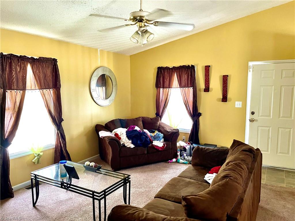 402 Jr Street High Point, NC 27260 - Photo 5 of 14 Gallery Image 5