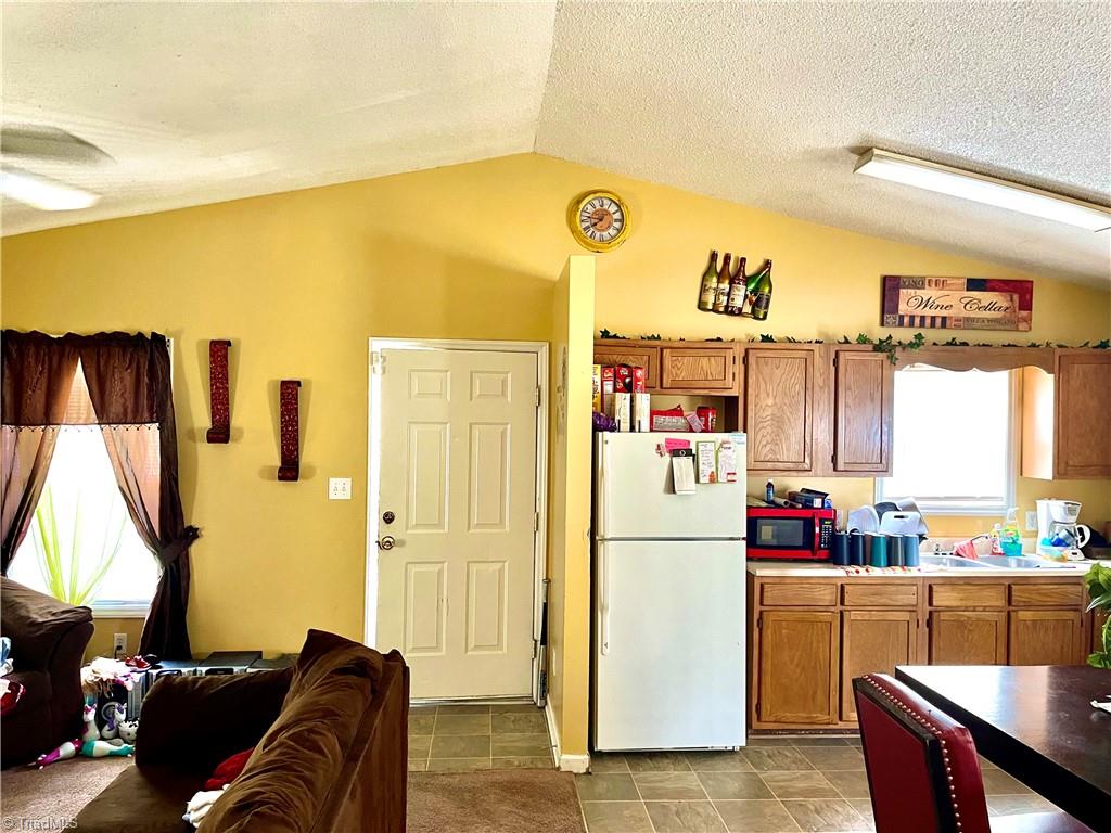 402 Jr Street High Point, NC 27260 - Photo 6 of 14 Gallery Image 6