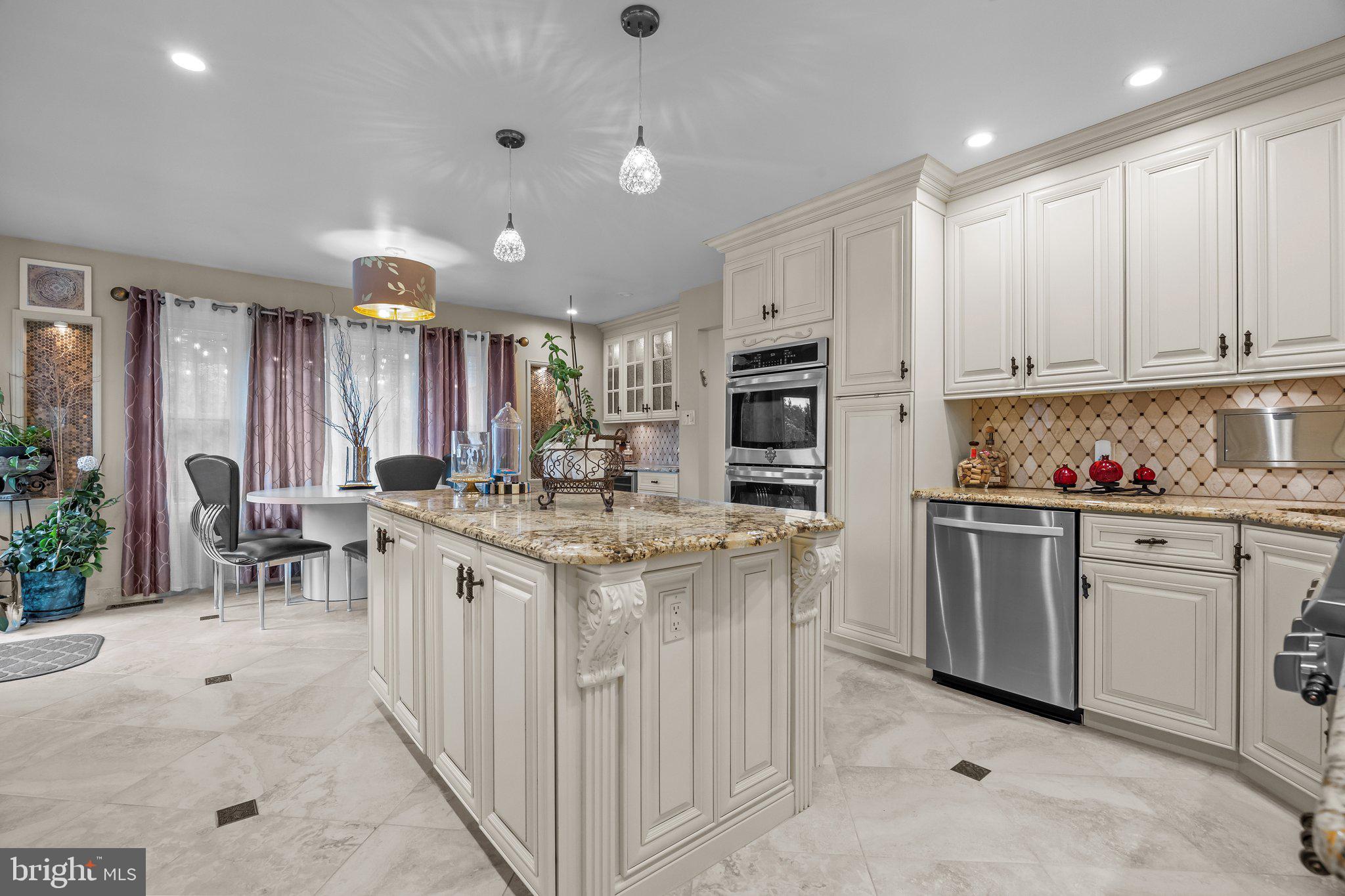 1025 Longfield Road Southampton, PA 18966 - Photo 17 of 46 Gallery Image 17