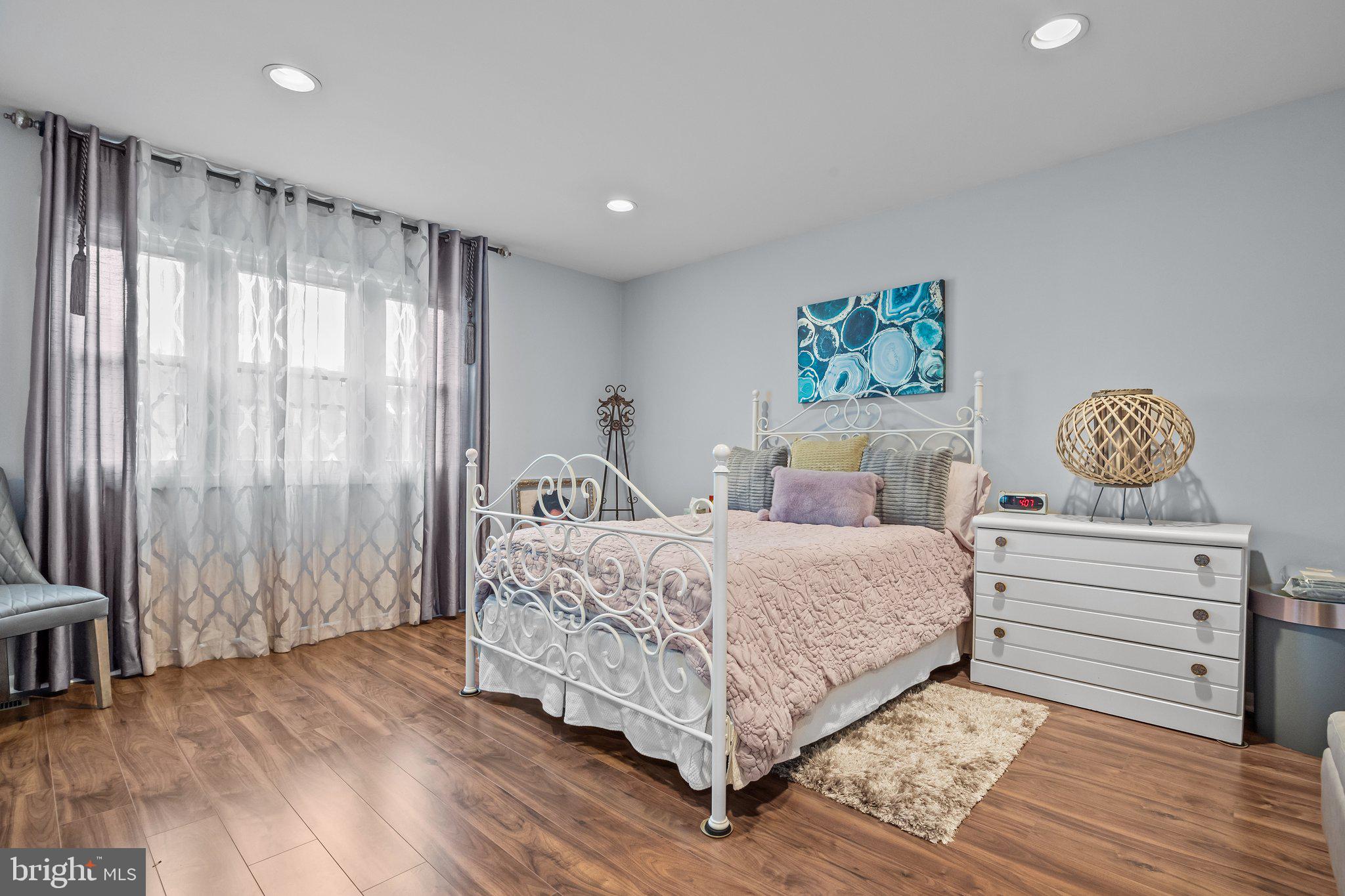 1025 Longfield Road Southampton, PA 18966 - Photo 32 of 46 Gallery Image 32