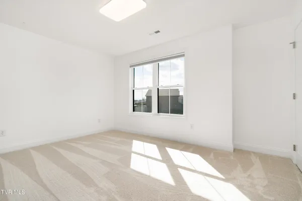 $440,000 | 1072 Riddle Ridge, Jonesborough, TN 37659