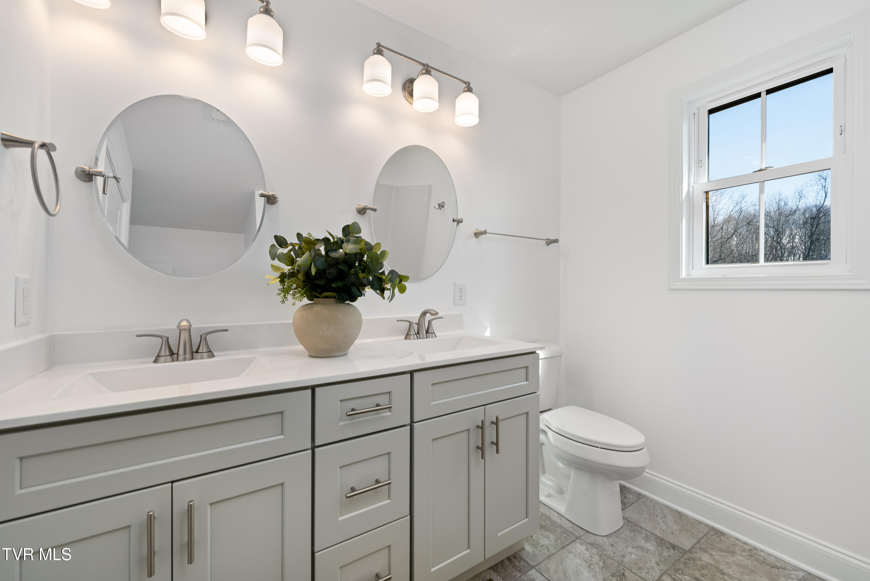 1072 Riddle Ridge Jonesborough, TN 37659 - Photo 33 of 64 1072 Riddle Ridge (59 of 68)