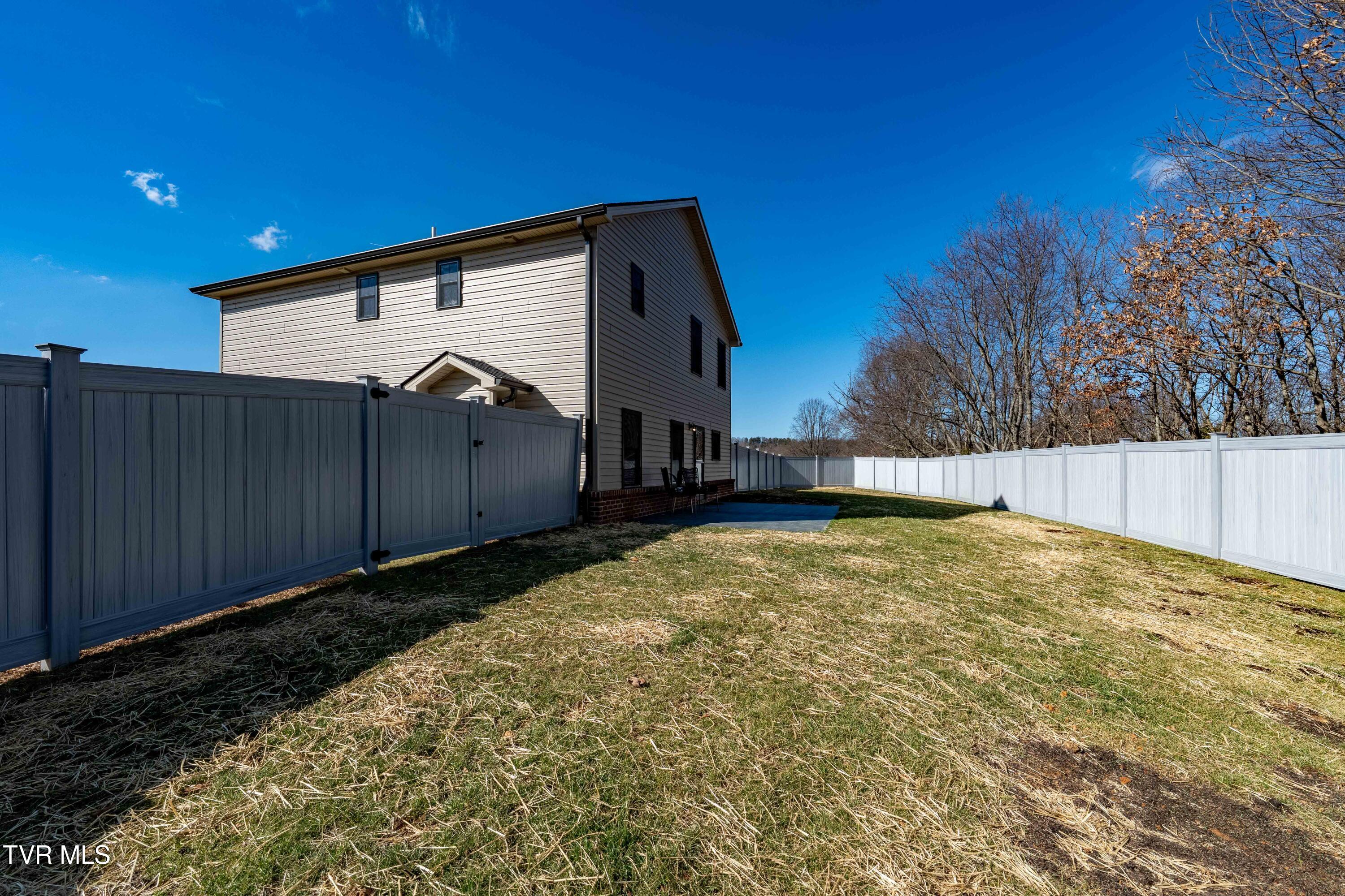1072 Riddle Ridge Jonesborough, TN 37659 - Photo 50 of 64 1072 Riddle Ridge (27 of 68)