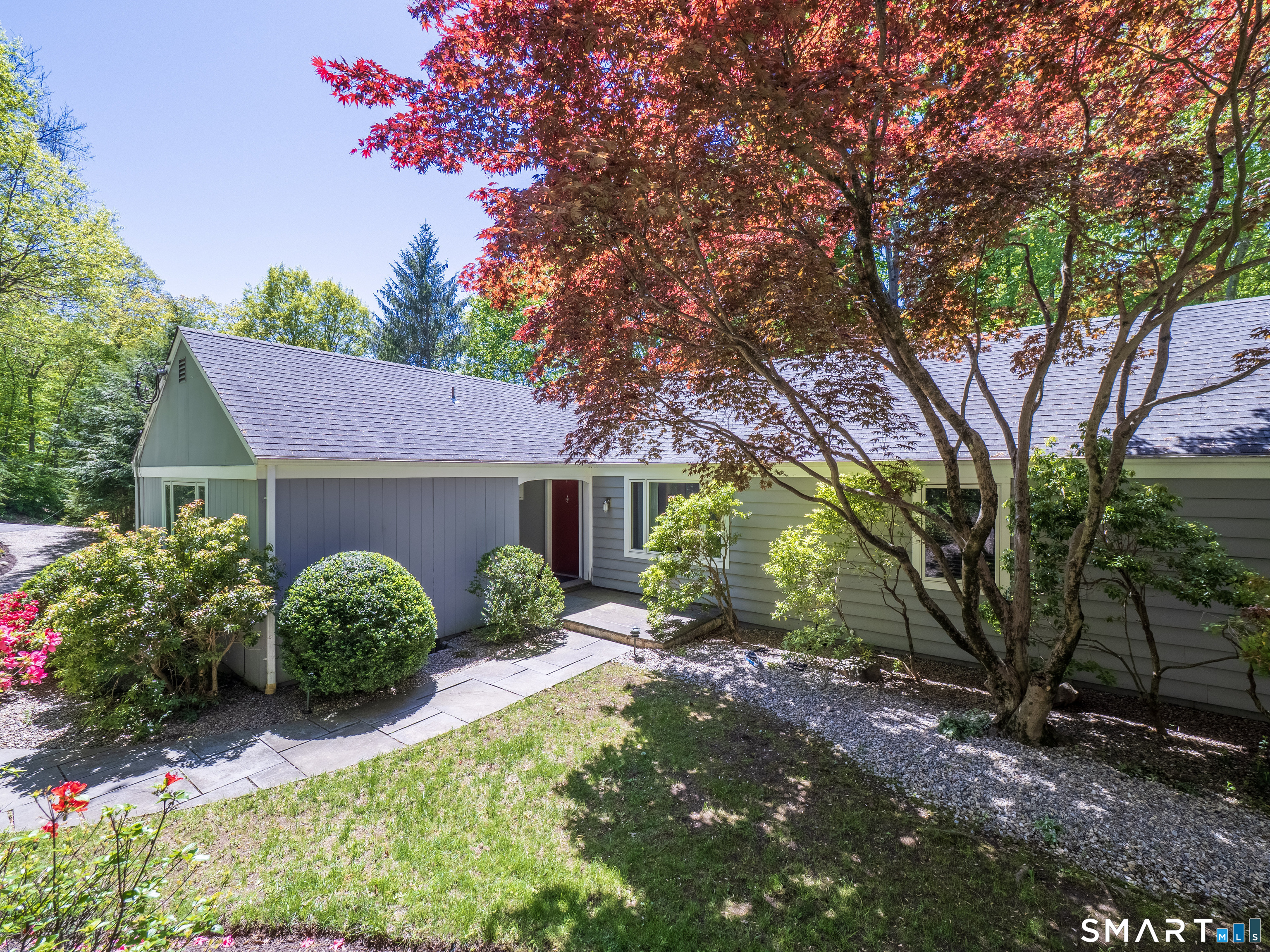 270 Old Grumman Hill Road Wilton, CT 06897 - Photo 4 of 40