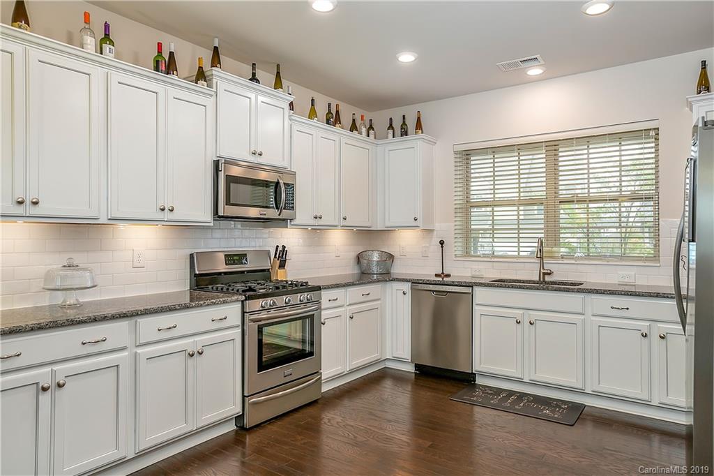 3031 Oakmere Road Waxhaw, NC 28173 - Photo 3 of 37 Gallery Image 3