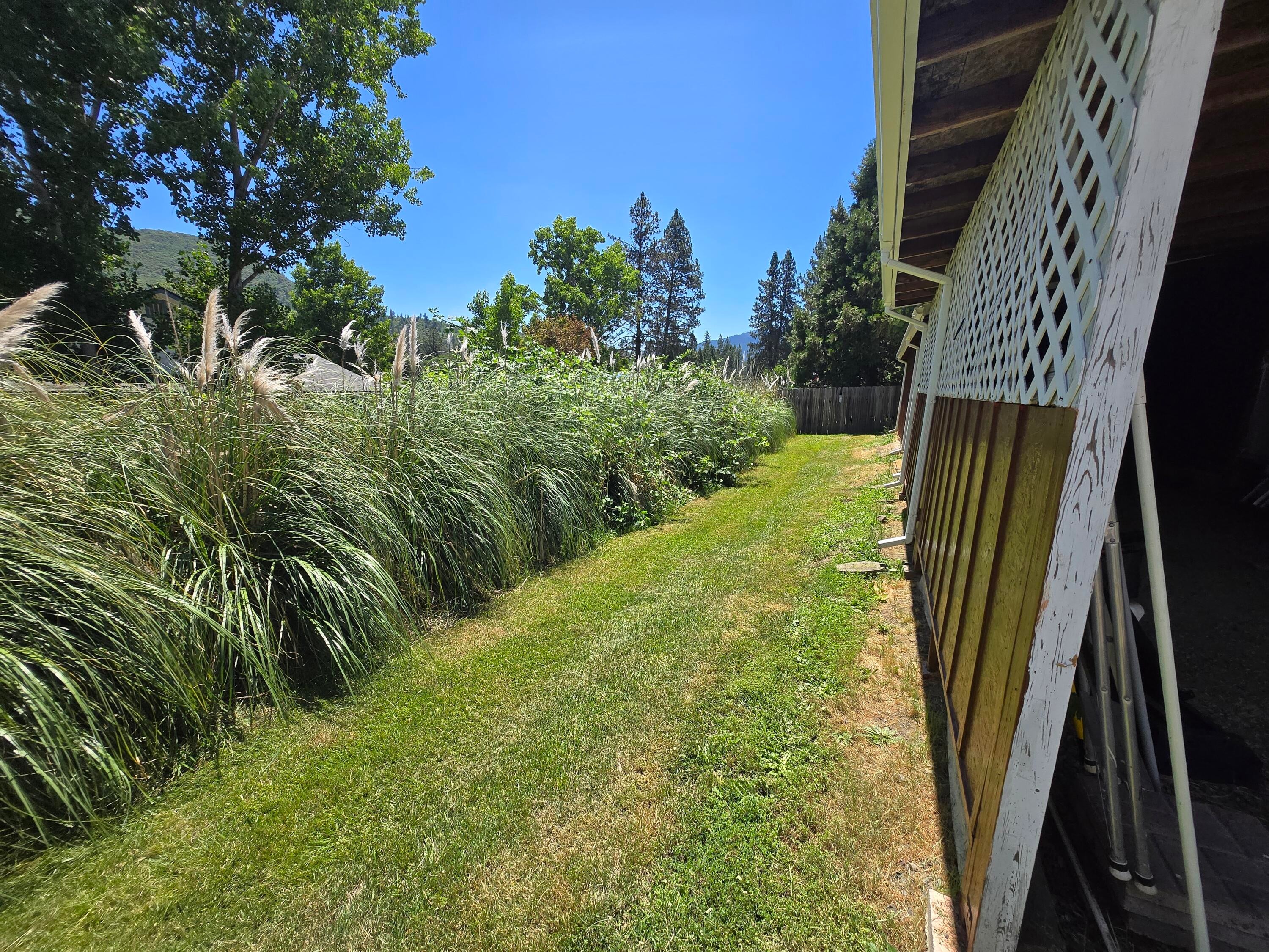 391 Homewood Road Grants Pass, OR 97527 - Photo 28 of 53 29