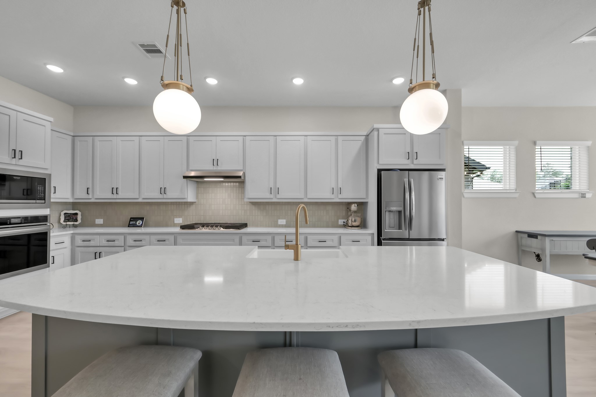 231 Painters Ridge Court Willis, TX 77318 - Photo 4 of 46