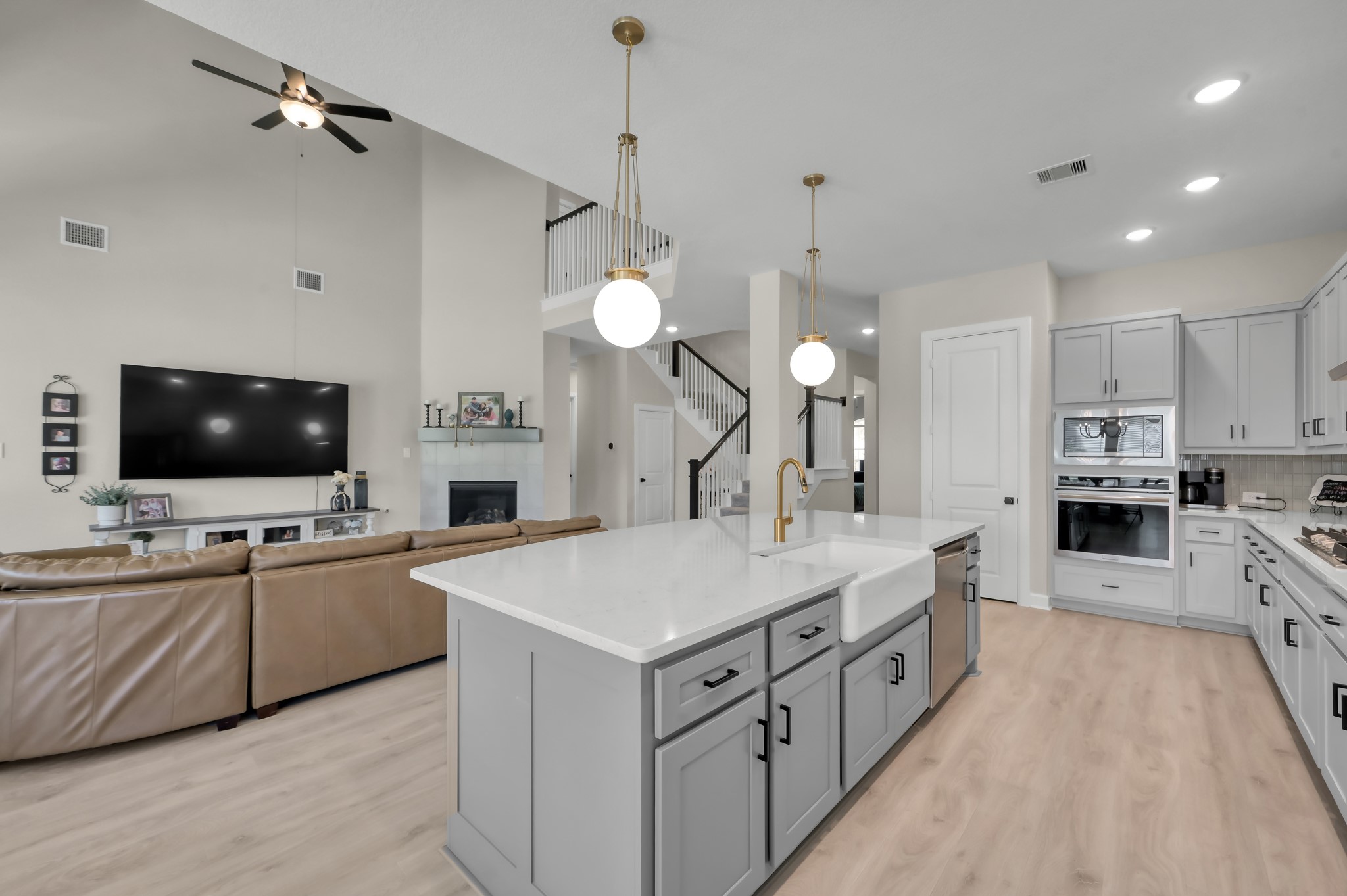 231 Painters Ridge Court Willis, TX 77318 - Photo 7 of 46