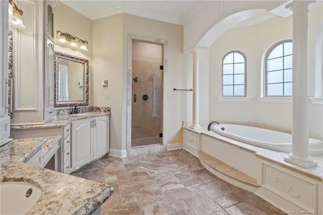 $1,069,000 | 5627 Lutte Tigre Lane, Lake Charles, LA 70605