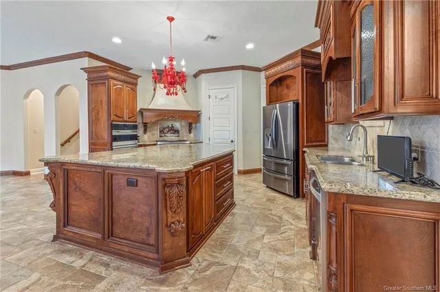 $1,069,000 | 5627 Lutte Tigre Lane, Lake Charles, LA 70605