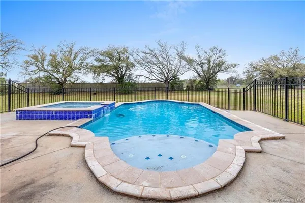 $1,049,000 | 5627 Lutte Tigre Lane, Lake Charles, LA 70605