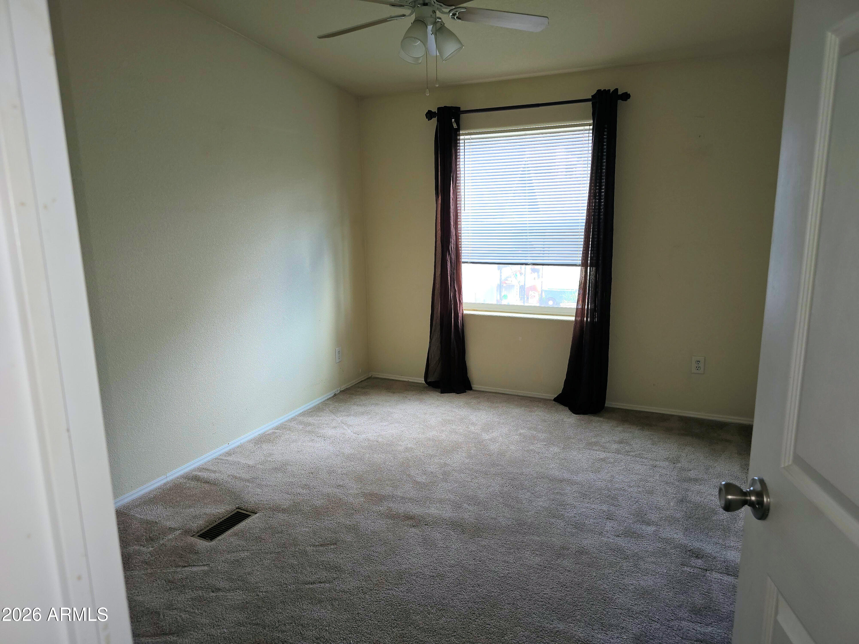 18415 Henry Coe Road Kirkland, AZ 86332 - Photo 13 of 19 20260124_114611