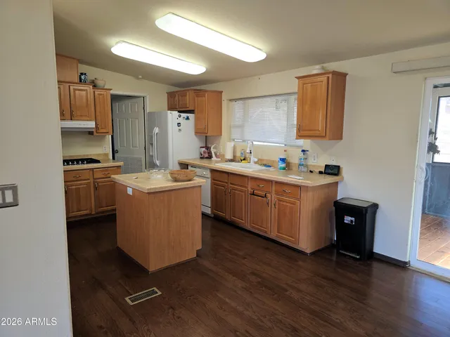 $2,000 | 18415 Henry Coe Road, Kirkland, AZ 86332