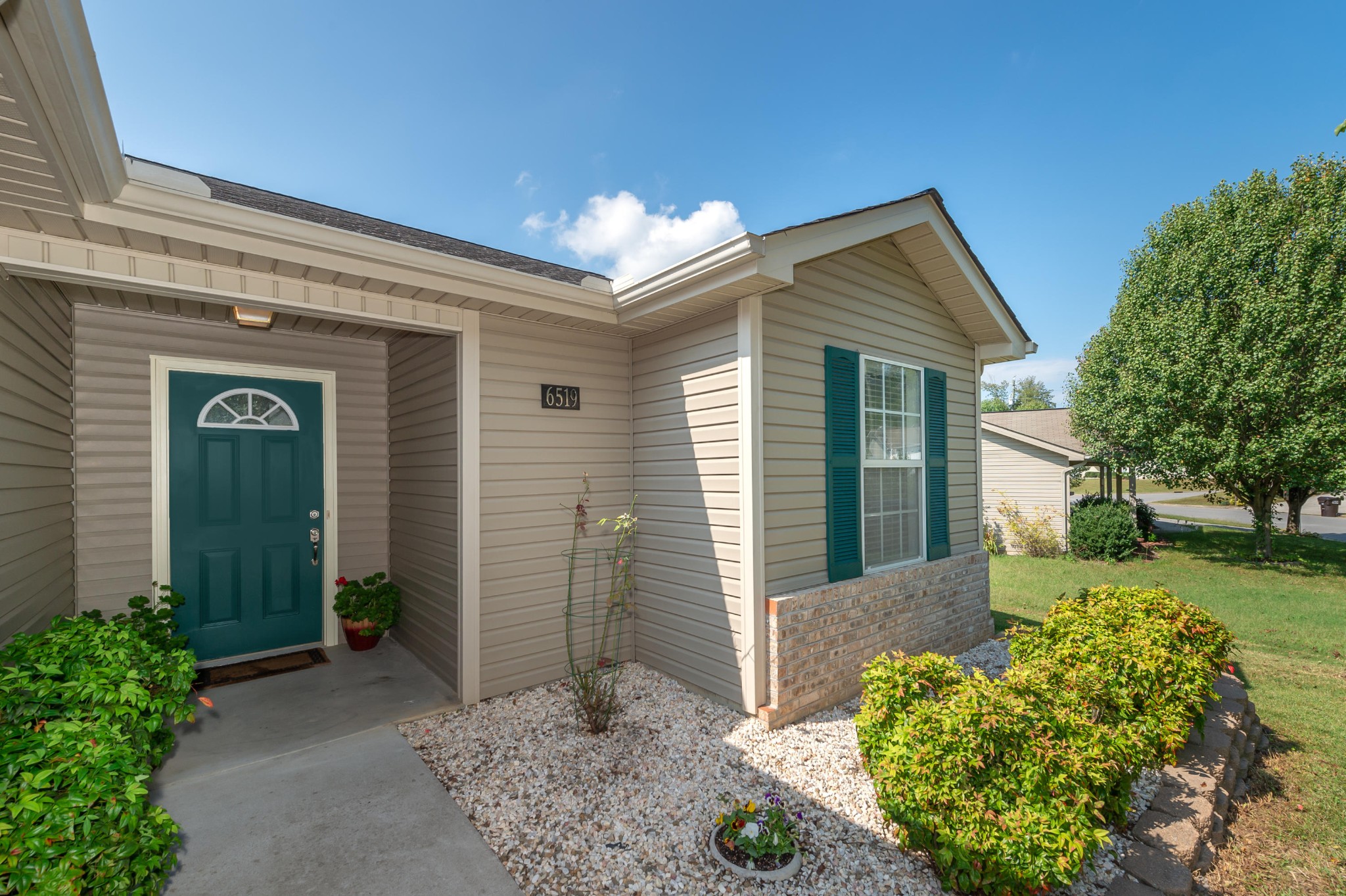 6519 Hugh Willis Road Powell, TN 37849 - Photo 3 of 25 Gallery Image 3