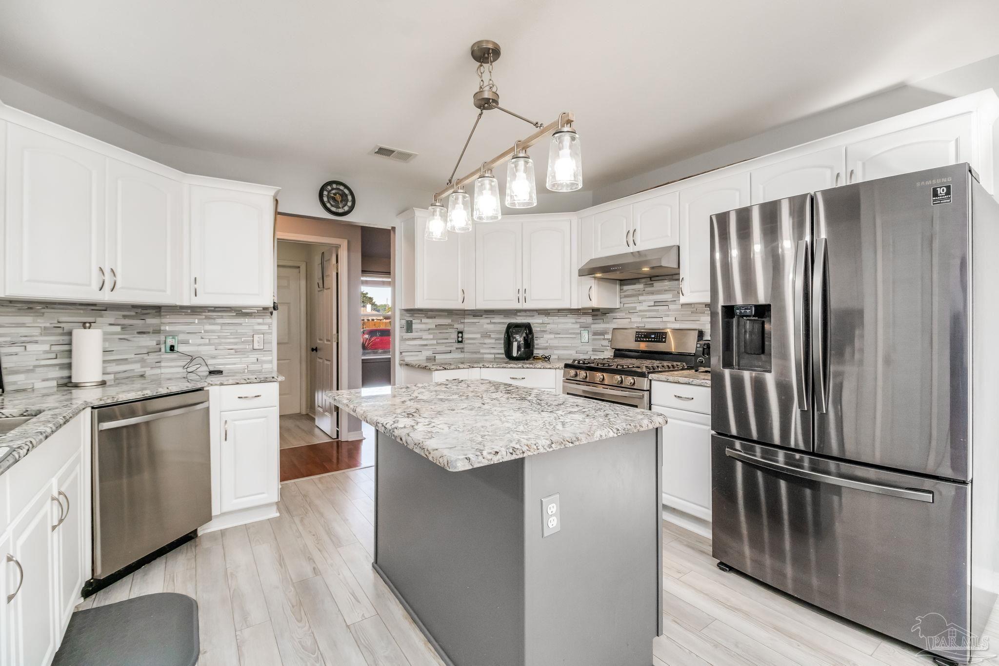 1914 Coral Island Road Pensacola, FL 32506 - Photo 25 of 51