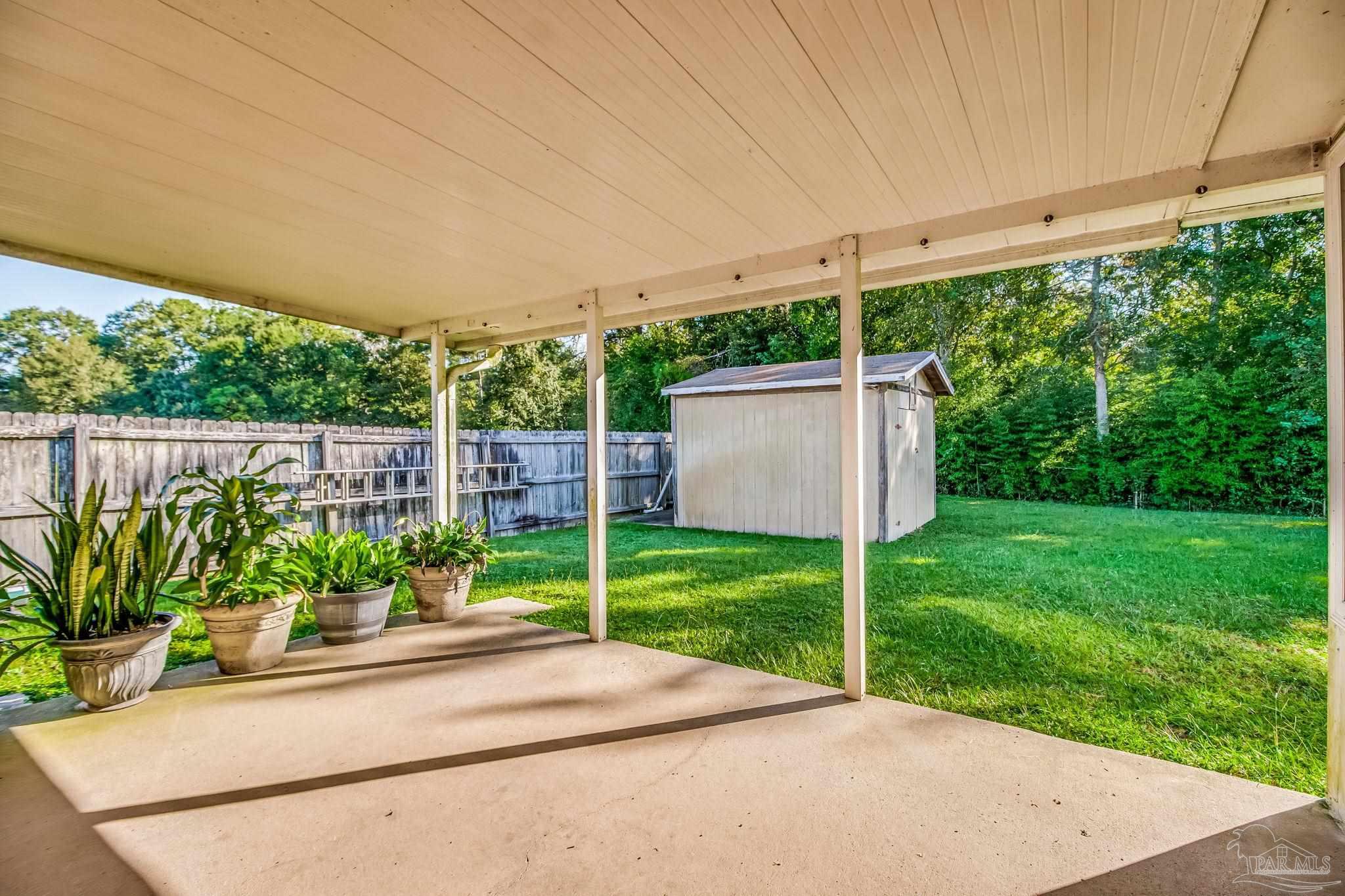 1914 Coral Island Road Pensacola, FL 32506 - Photo 10 of 51