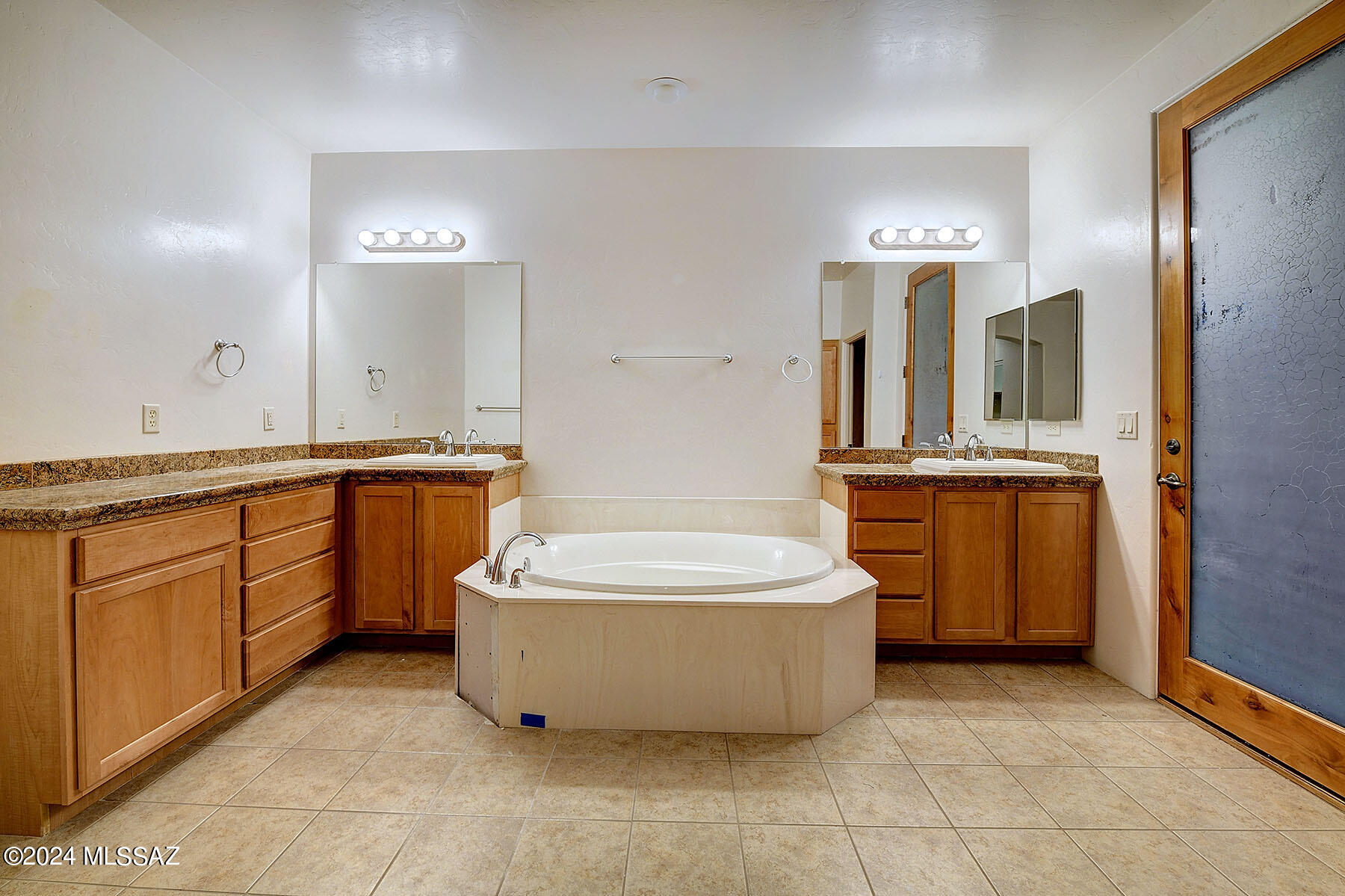 182 East Croydon Park Road Tucson, AZ 85704 - Photo 8 of 22