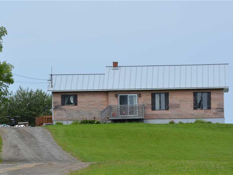 618 Foxcroft Road Houlton, ME 04730 - Photo 1 of 1 Exterior Front.
