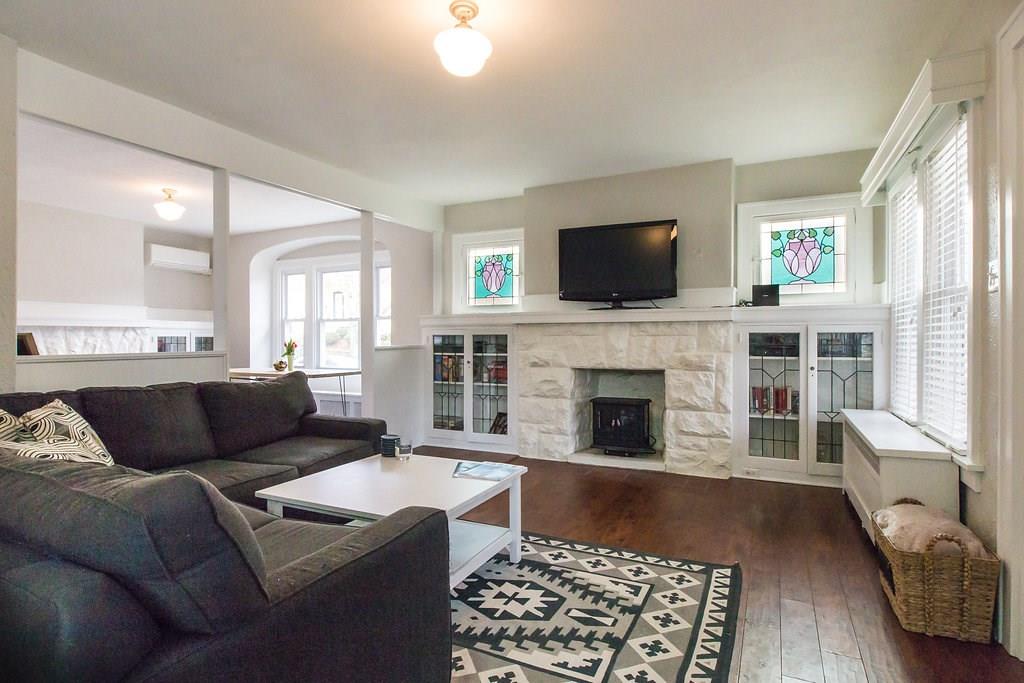 143 Beverly Road Mt. Lebanon, PA 15216 - Photo 2 of 18 Gallery Image 2