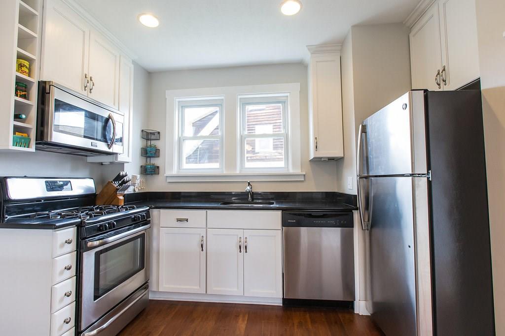 143 Beverly Road Mt. Lebanon, PA 15216 - Photo 8 of 18 Gallery Image 8
