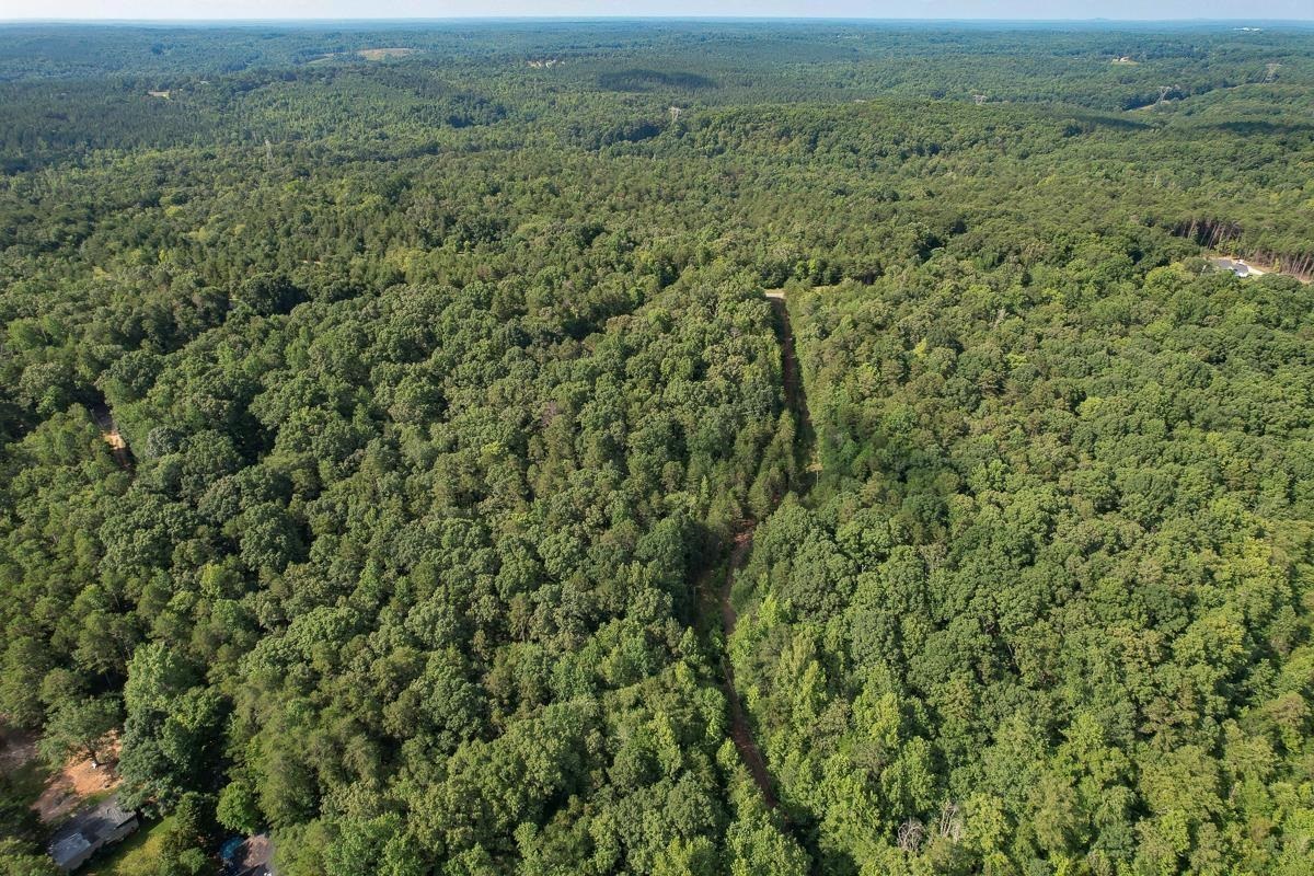 2111 Shaw Road Enoree, SC 29335 - Photo 2 of 3