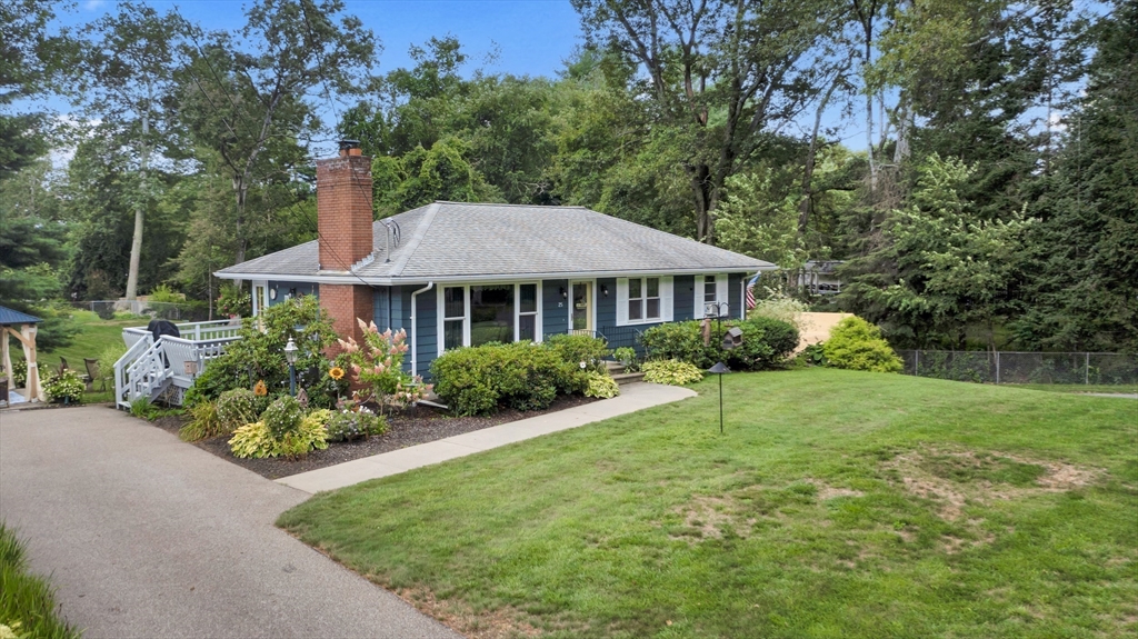 25 Old Dudley Road Oxford, MA 01540 - Photo 3 of 36