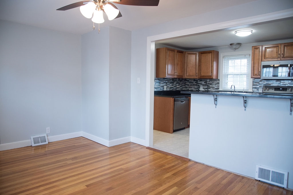 601 Cilley Road Manchester, NH 03103 - Photo 14 of 39