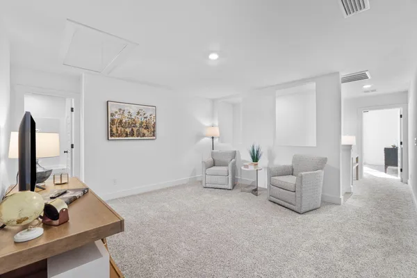 $427,350 | 281 Meadowlawn Street, Freeport, FL 32439