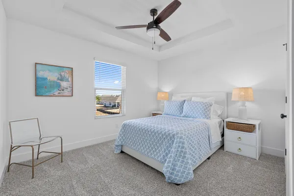 $427,350 | 281 Meadowlawn Street, Freeport, FL 32439