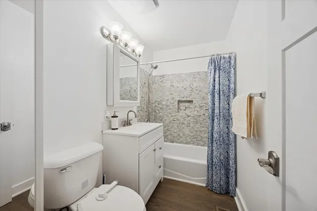 $324,900 | 1119 Newcastle Avenue, Westchester, IL 60154