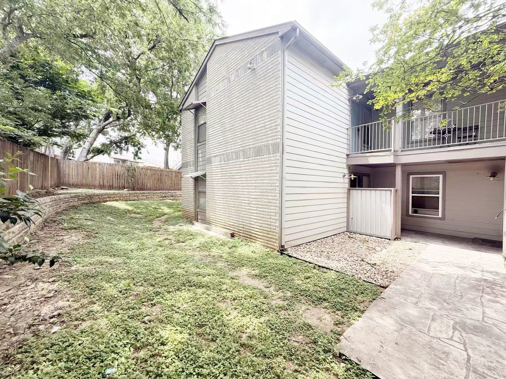 3204 Menchaca Road, Unit 601 Austin, TX 78704 - Photo 12 of 12 a view of a backyard of the house