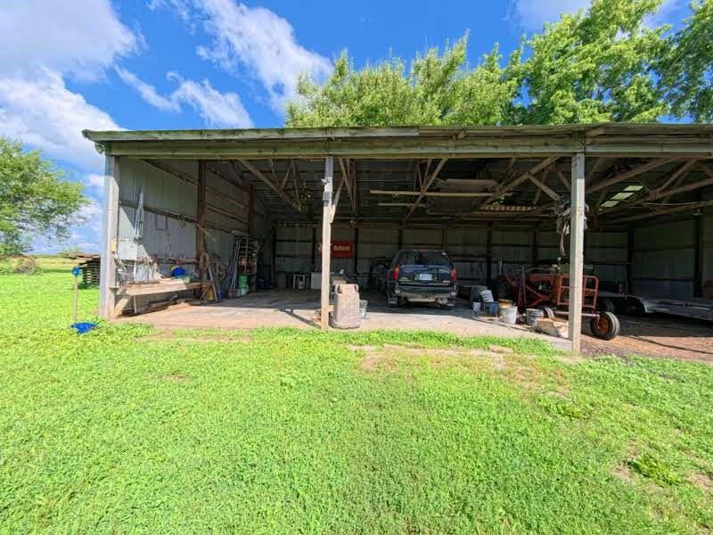 579 Hamilton Road Pomona, KS 66076 - Photo 28 of 36