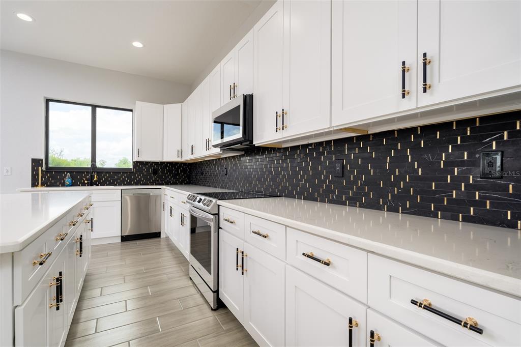 178 Lime Tree Park Rotonda West, FL 33947 - Photo 18 of 36
