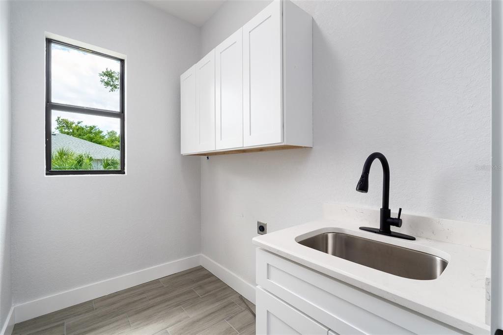 178 Lime Tree Park Rotonda West, FL 33947 - Photo 29 of 36