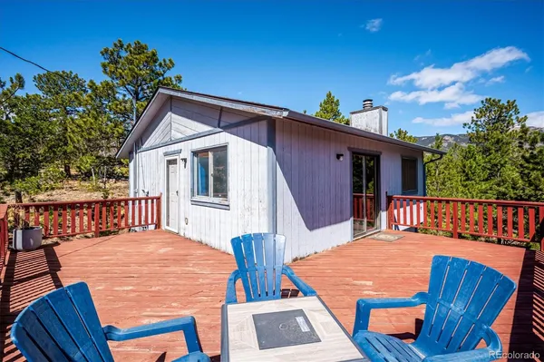 a view of deck with patio