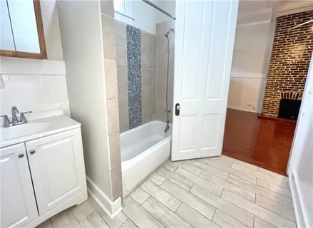 $1,150 | 1104 Third Street, Unit 1E, New Orleans, LA 70130