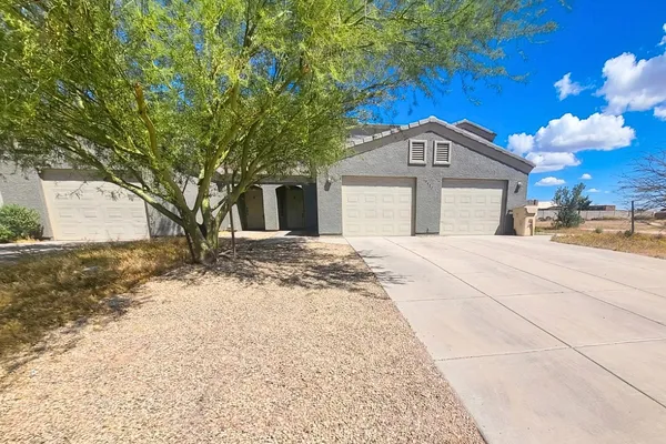 $1,249 | 15547 South Moon Valley Road, Unit 2, Arizona City, AZ 85123